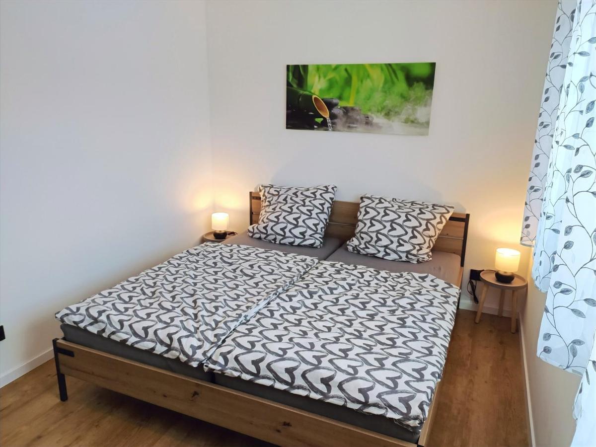 Fewo Wildflecken - Ferienwohnung Rhoen Neubau 2021 المظهر الخارجي الصورة