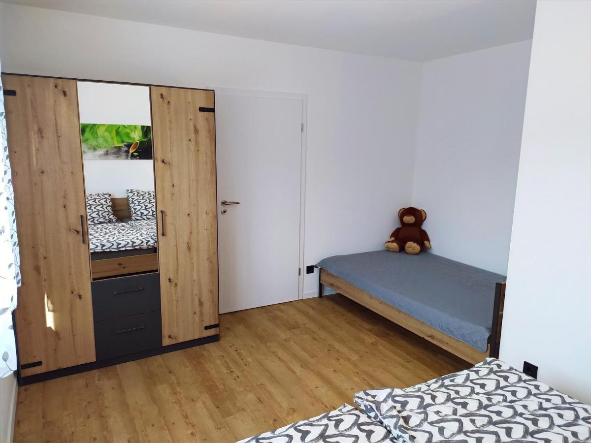 Fewo Wildflecken - Ferienwohnung Rhoen Neubau 2021 المظهر الخارجي الصورة